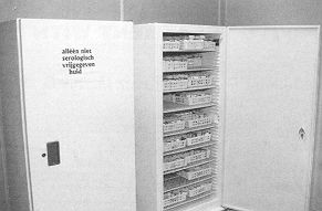 Fig. 4 - Storage of glycerol-preserved human cadaver skin in standard refrigerator at 4 'C.
